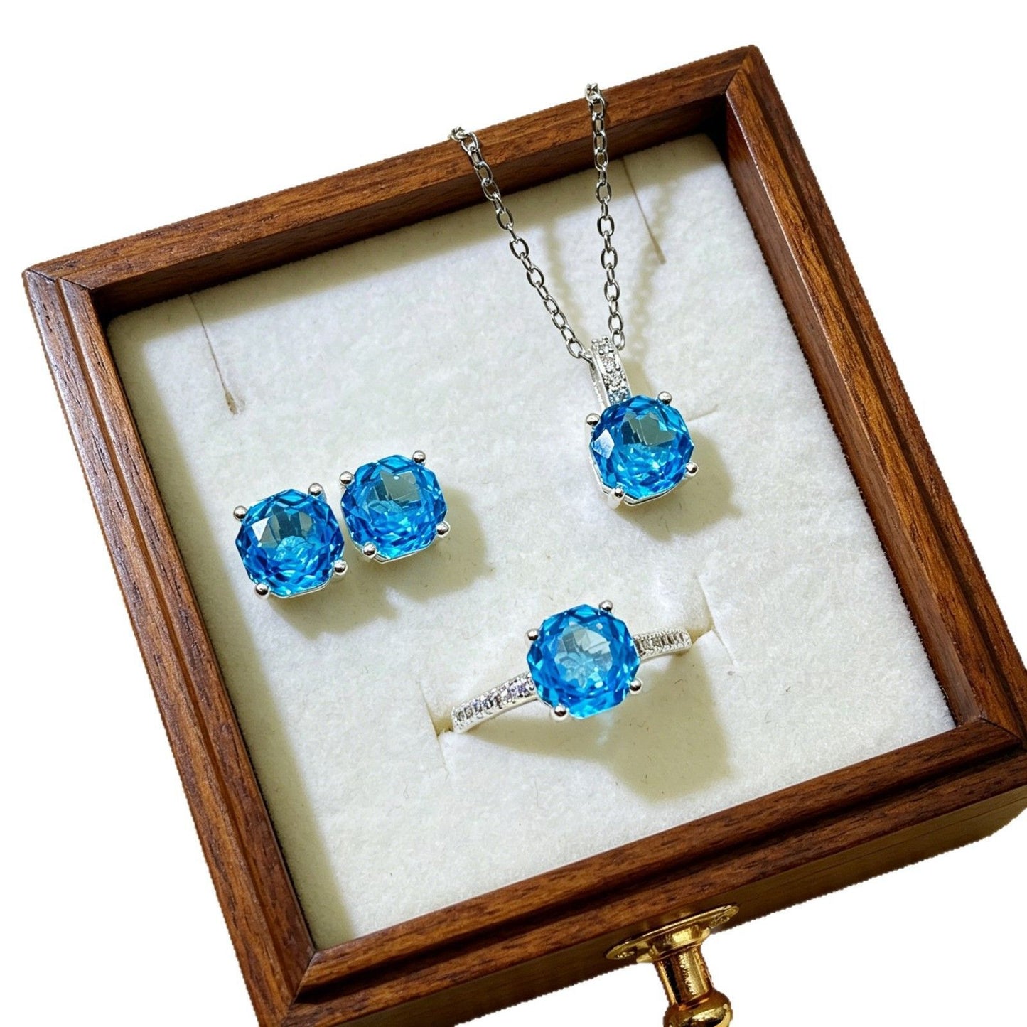 Women's Octagonal Millennium Inlaid Shining Blue Diamond Jewelry Set