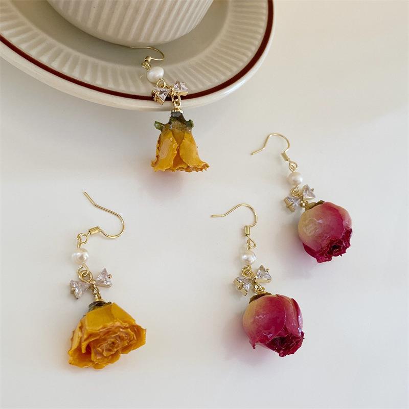 Women's Niche Design Preserved Fresh Flower Rose Earrings