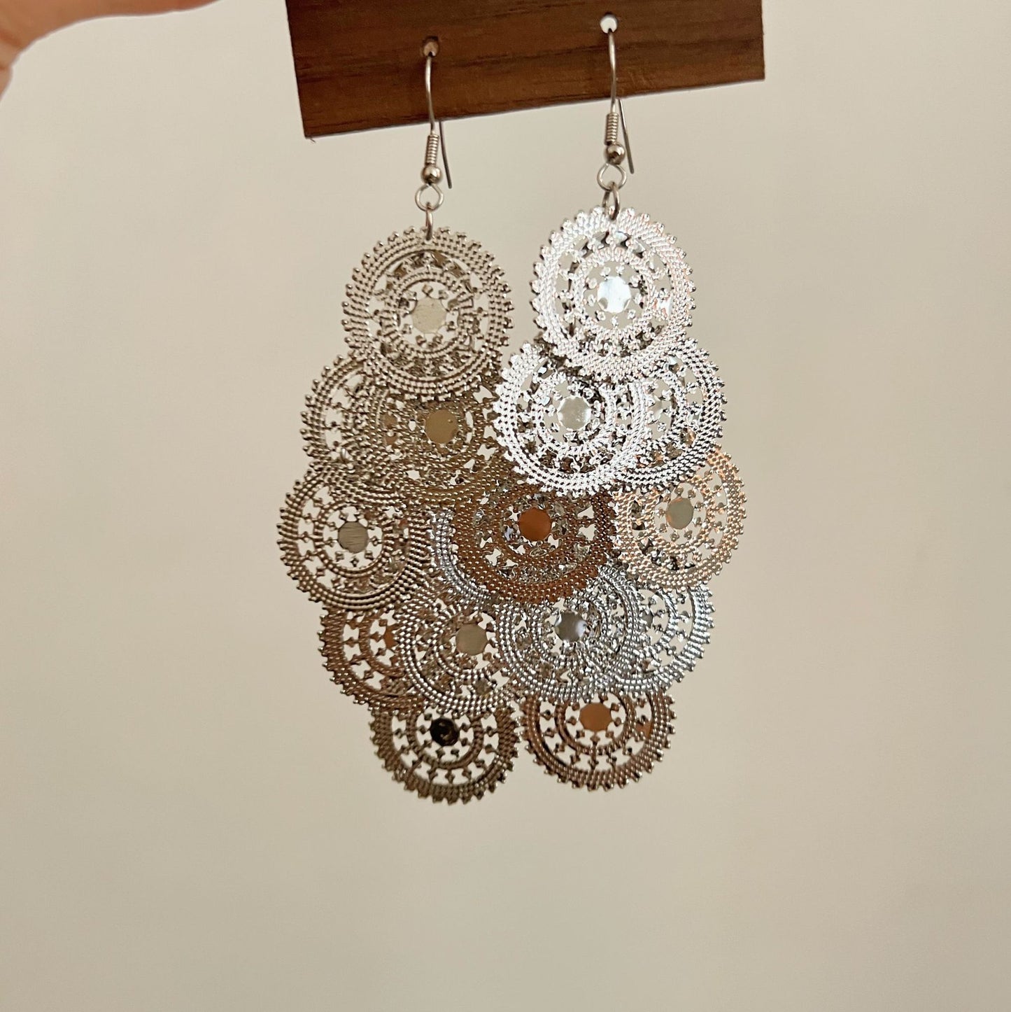 Women's High-grade Metal Sequins Tassel Light Luxury Earrings