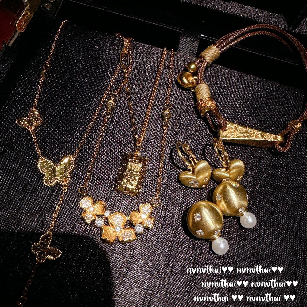 Classy Filigree Colorful Flower Gem Chinese Necklaces