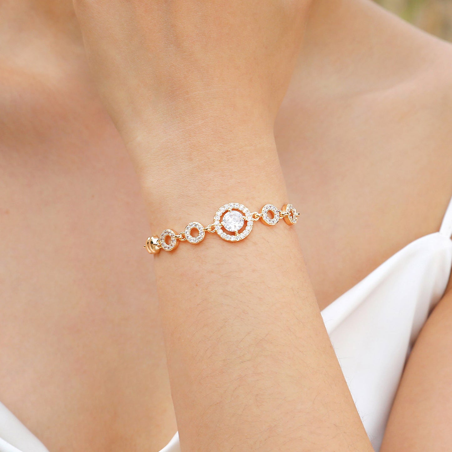 Women's Heart-shaped Flower Pig Nose Personality Versatile Bracelets