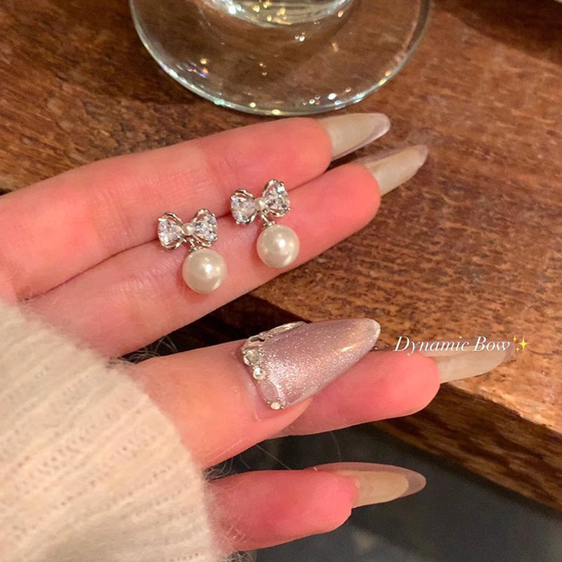 Pearl Female Style High Sense Niche Temperament Earrings