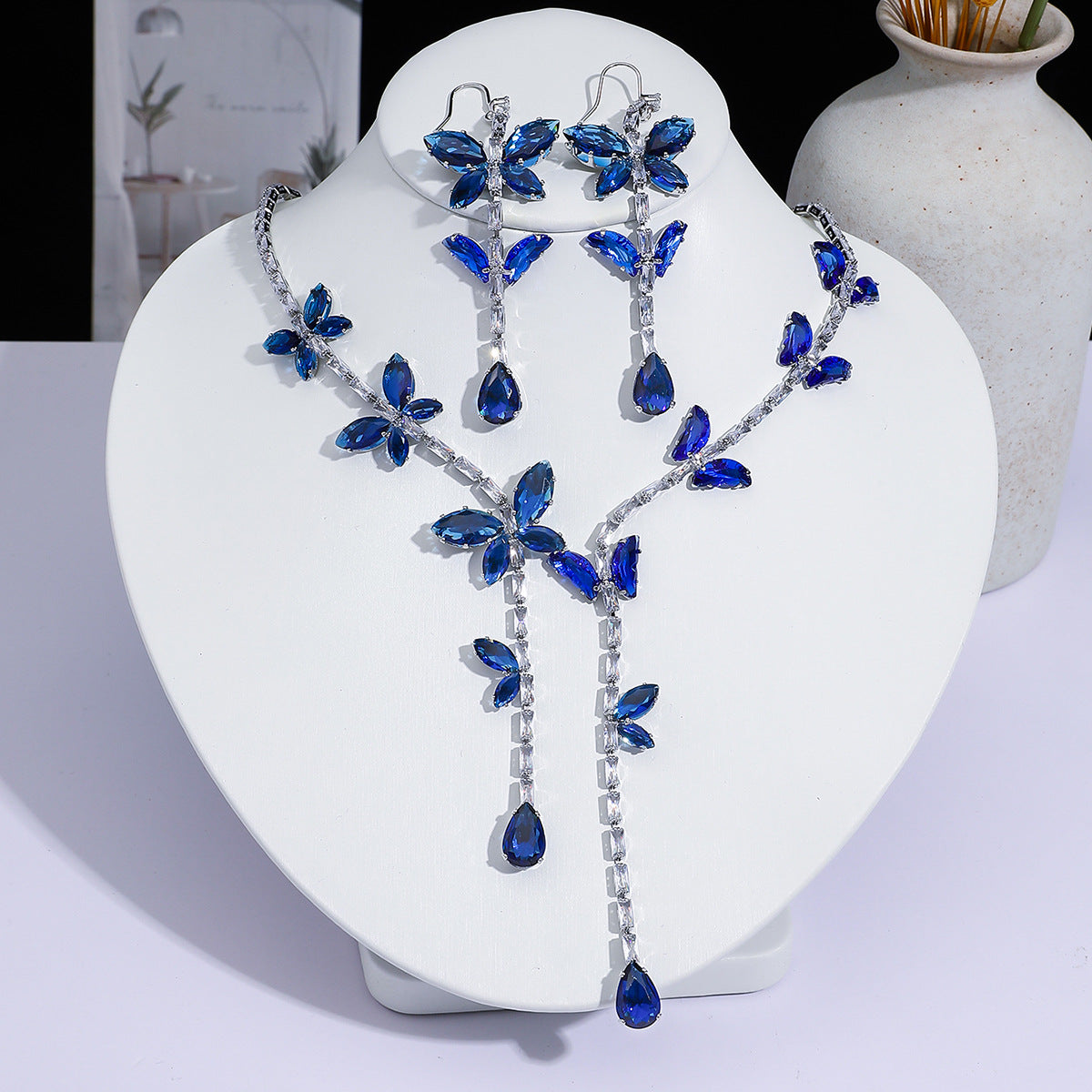 Full Diamond Drop-shaped Temperament The Dinner Party Jewelry Set