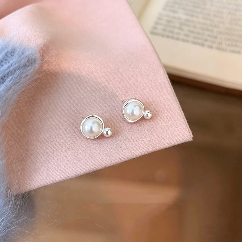 Women's Sparking Zirconium Pearl Light Luxury High-grade Unique Beautiful Stud Earrings
