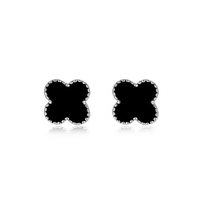 Women's & Men's Sterling Sier Simple Four Leaf Clover Ear Elegant Light Luxury Stud Earrings