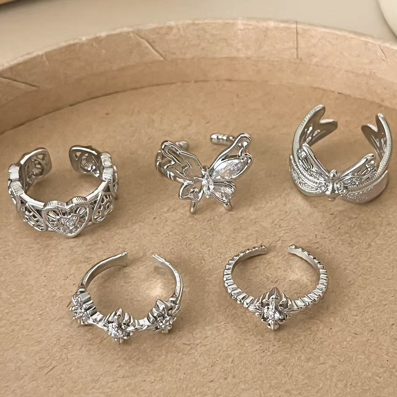Women's Old Money Style Irregular Cross Hollow Out Open-end Zircon Unique Ring