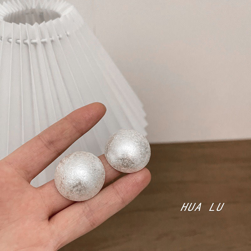 Sier French Vintage Crumpled Pearl Exaggerated Large Stud Earrings