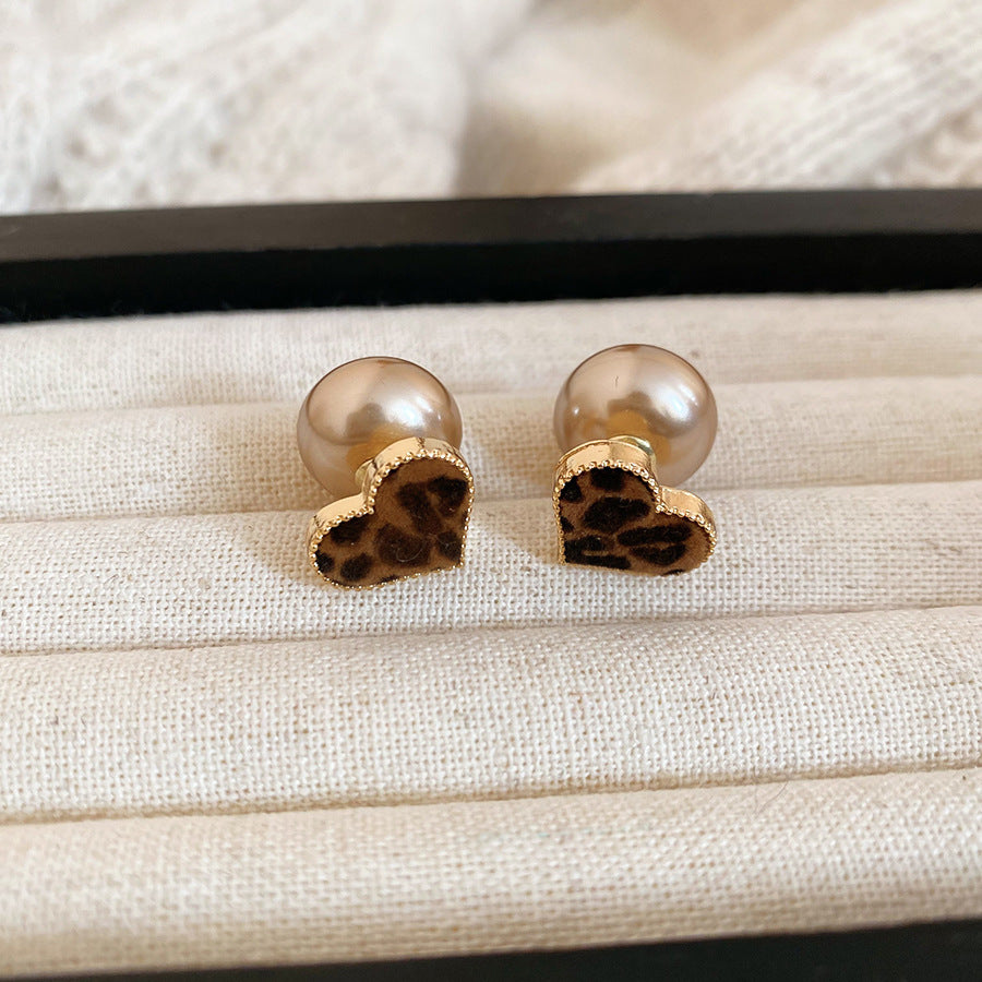 French Flash Zircon Flower Pearl Light Luxury Earrings