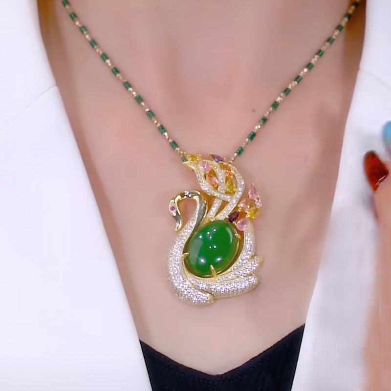 Jade Bamboo Graceful Fashionable Personalized Clothing Necklaces