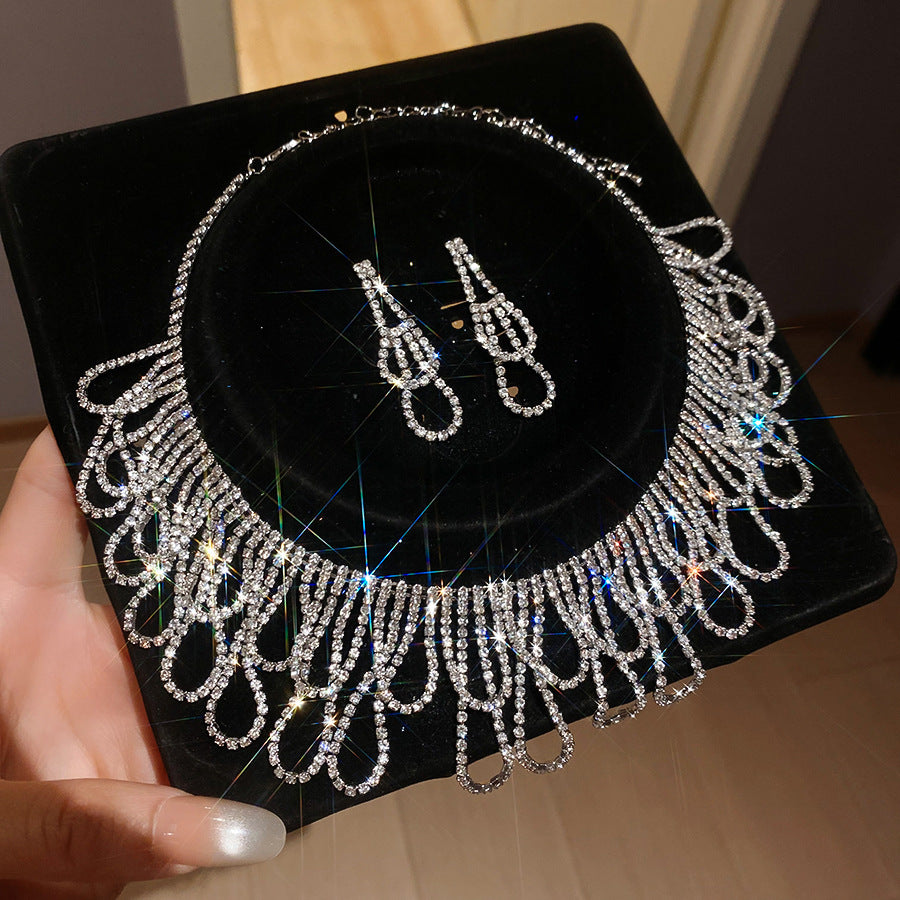 Women's Exquisite Clavicle Chain Light Luxury High-grade Earrings