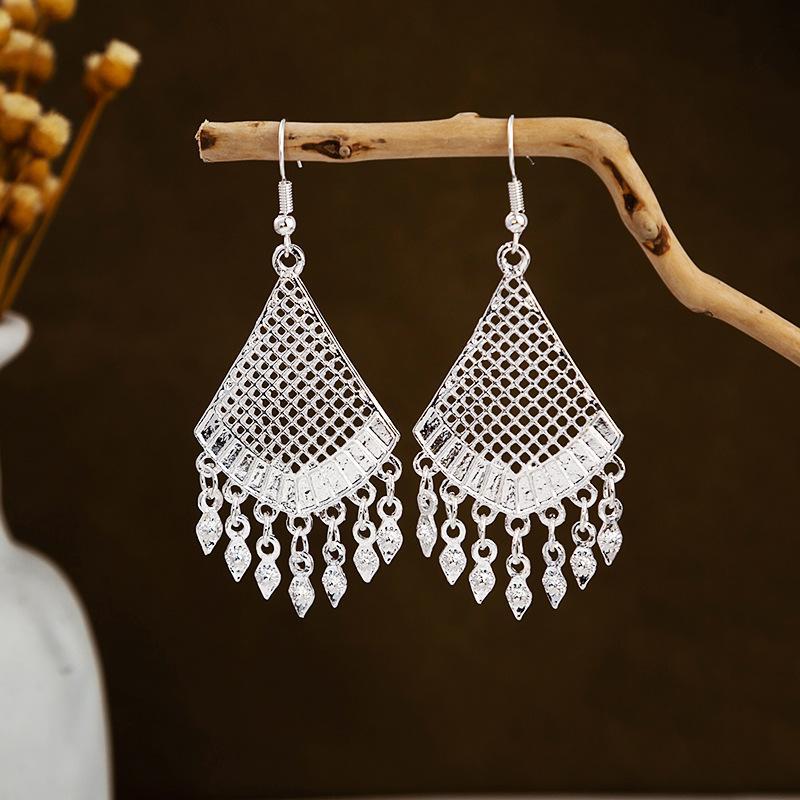 Imitation Sier Miao Minority Tourist Attractions Bohemian Exaggerated Long Leaves Earrings