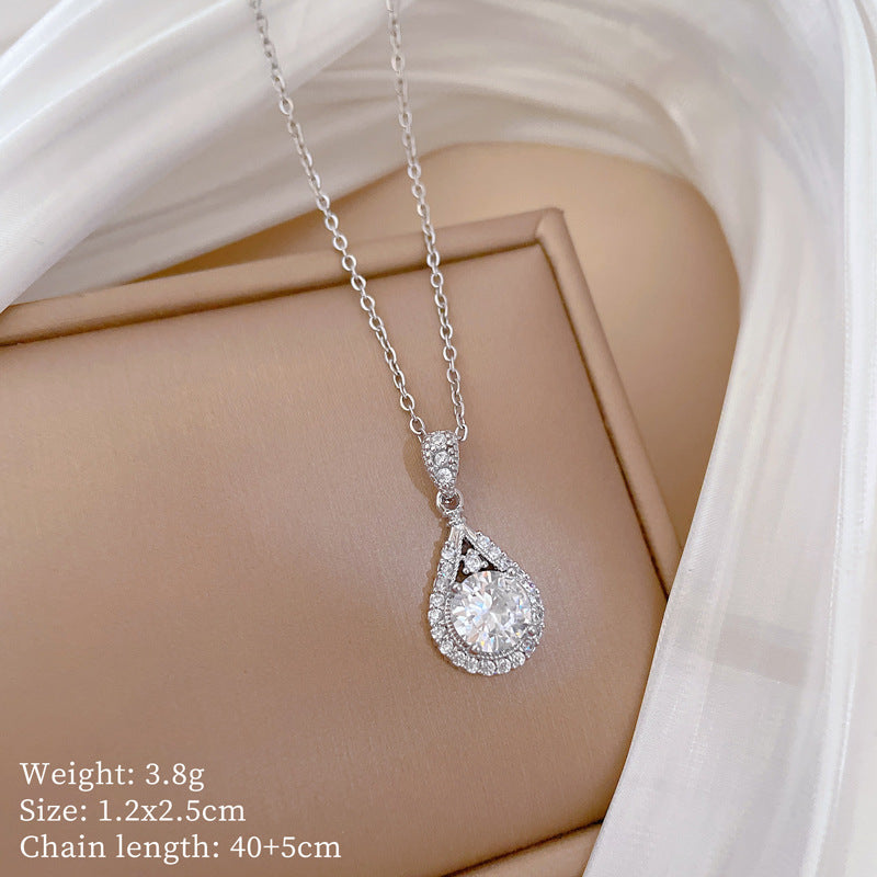 Titanium Steel Light Luxury Real Gold Water Drop Super Flash Necklace
