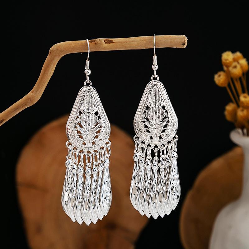 Imitation Sier Miao Minority Tourist Attractions Bohemian Exaggerated Long Leaves Earrings