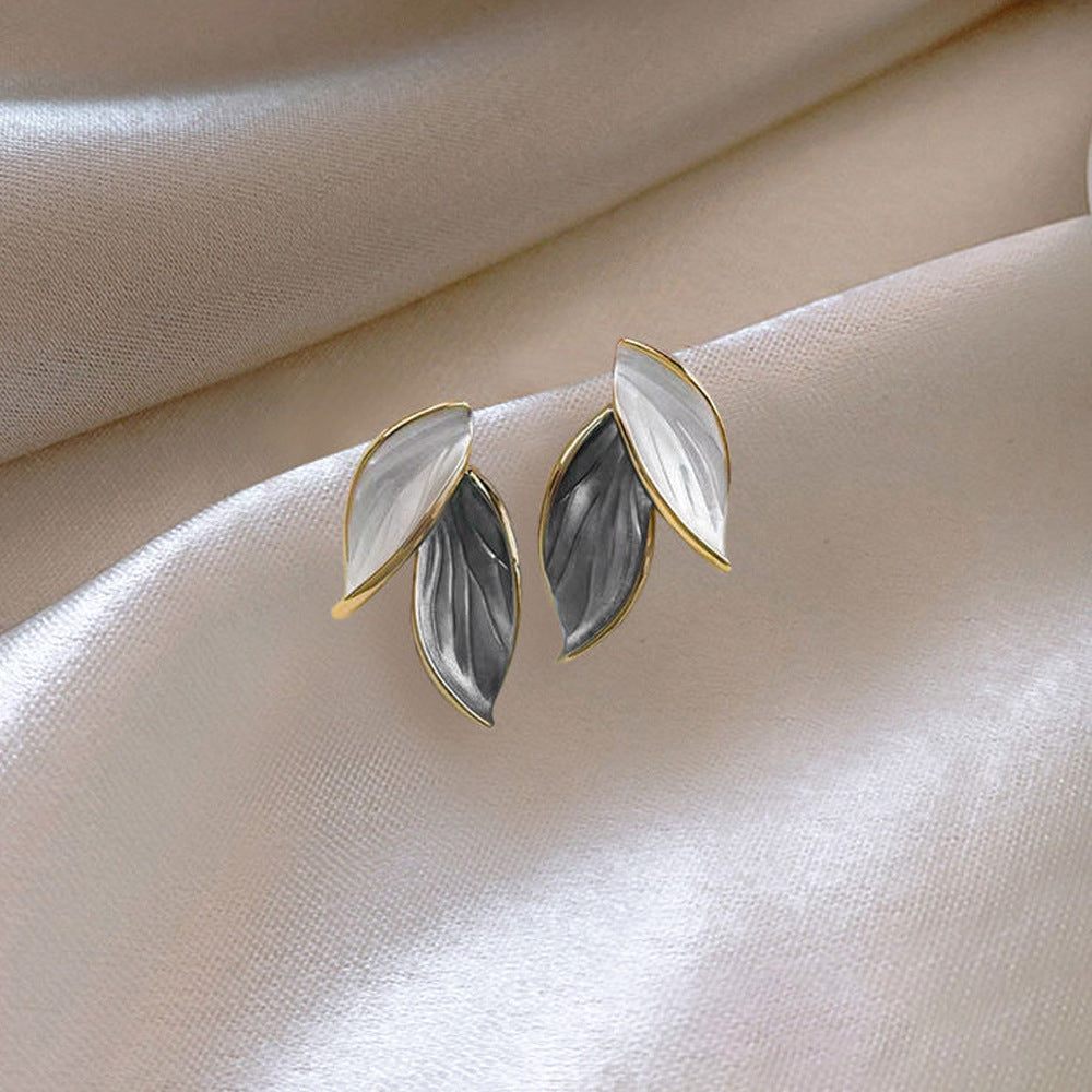 Inlaid Zircon Flower Elegant High-grade Pearl Earrings