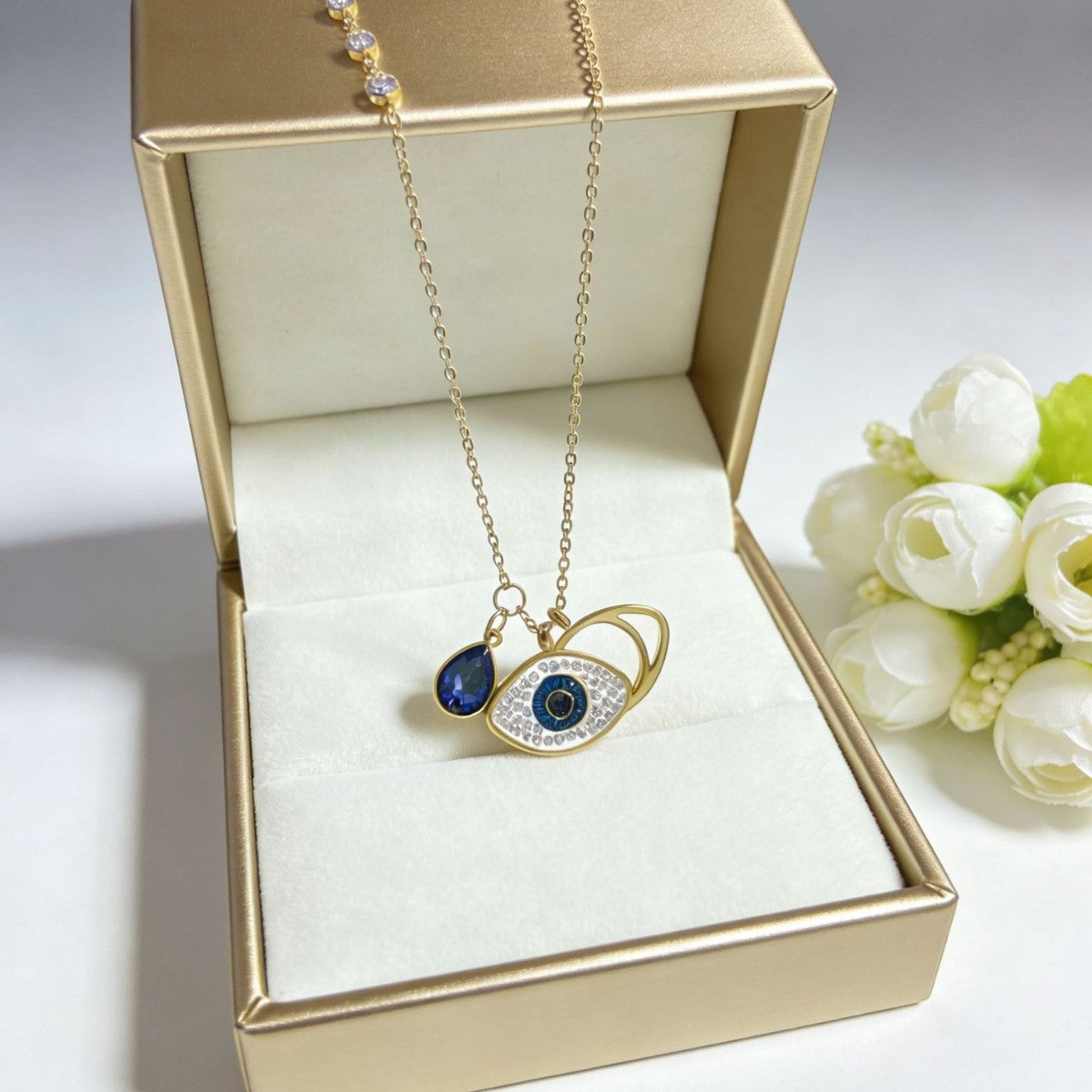 Body Titanium Steel Fashion Devil's Eye Clavicle Necklace