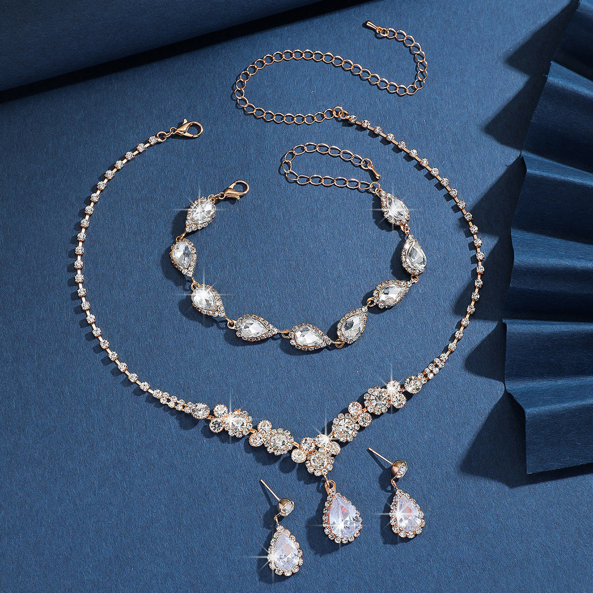 Bridal High-grade Three-piece Wedding Dress Luxury Jewelry Set