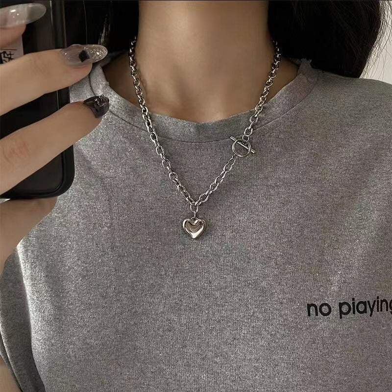 Women's Niche Design Love Clavicle Chain Buckle Hip Necklace