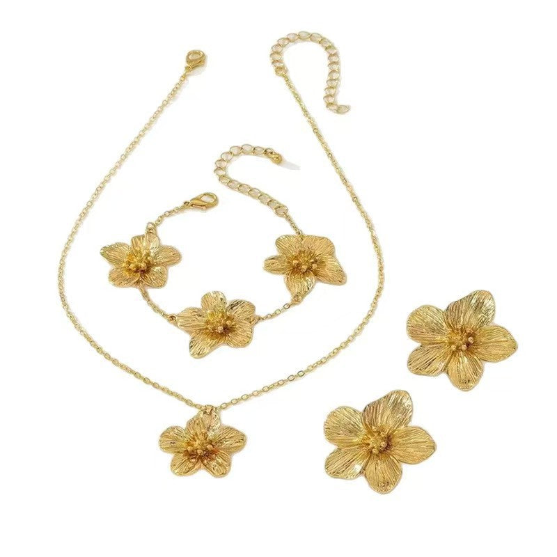 Light Luxury Golden Flower Suite Niche Jewelry Set