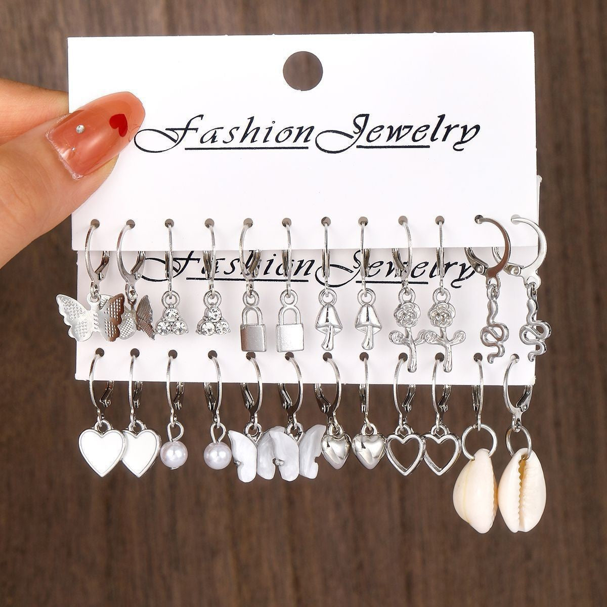 Fashion High Sense Ear Vintage Pearl Geometric Earrings