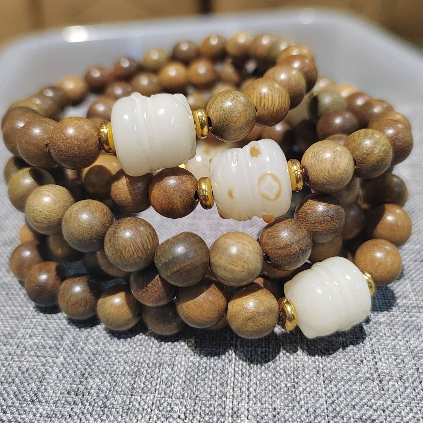 Women's & Men's Charcoal Burning Cat's Paw Single Circle Wooden Transport Changeable Beads Bracelet