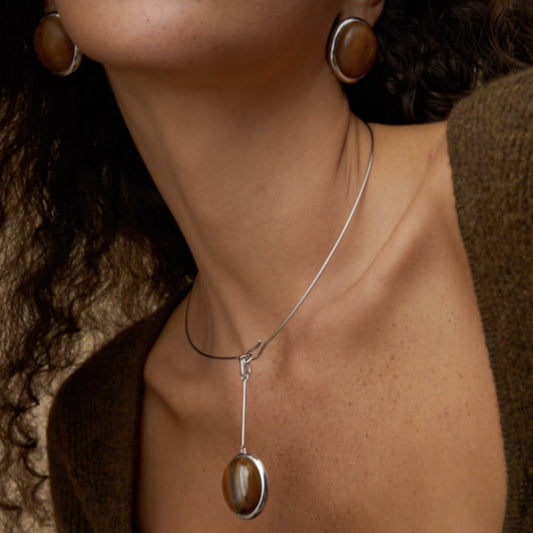 Dong White Shell Black Agate Choker Female Collar