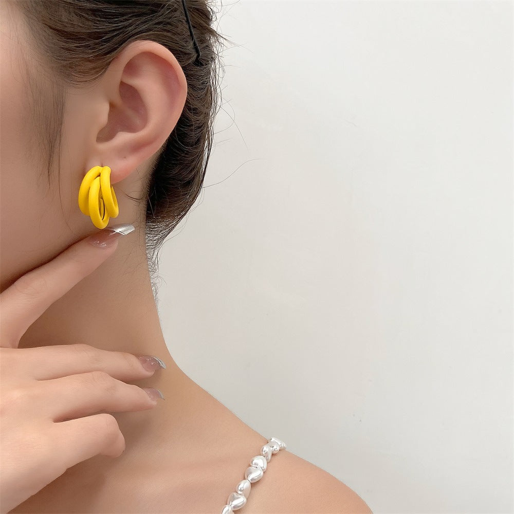 Women's Style Fresh Simple Shaped Retro Round Stud Earrings