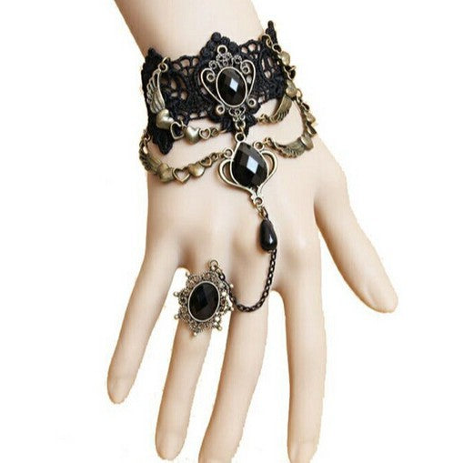 Women's Black Lace Retro Exaggerated Love Heart Necklaces