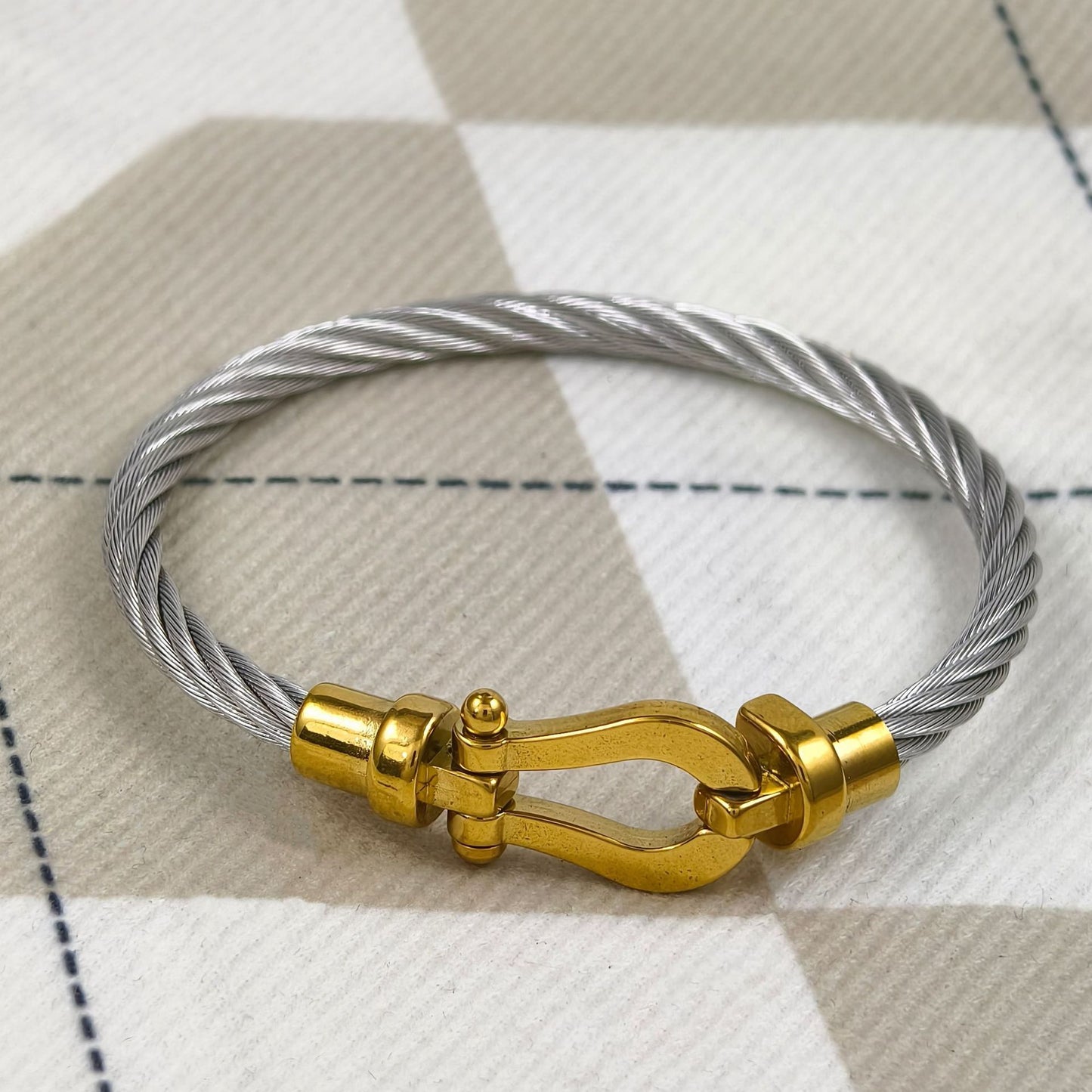 Steel Wire Rope U-shaped Vachette Clasp Bracelets