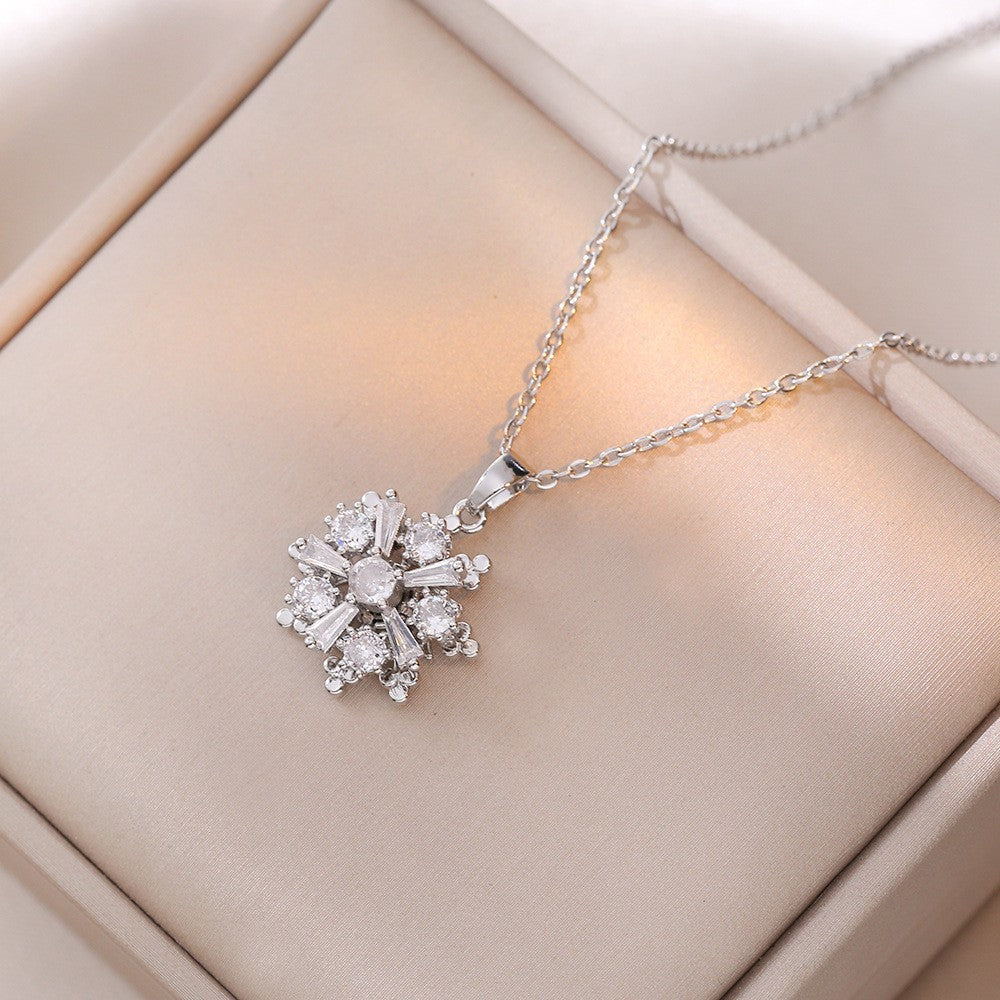 Women's Colorful Flower Titanium Steel Clavicle Chain Necklace