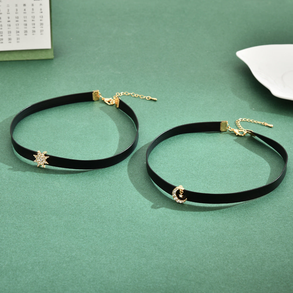 Moon Female Clavicle Chain Fashion Light Luxury Collar