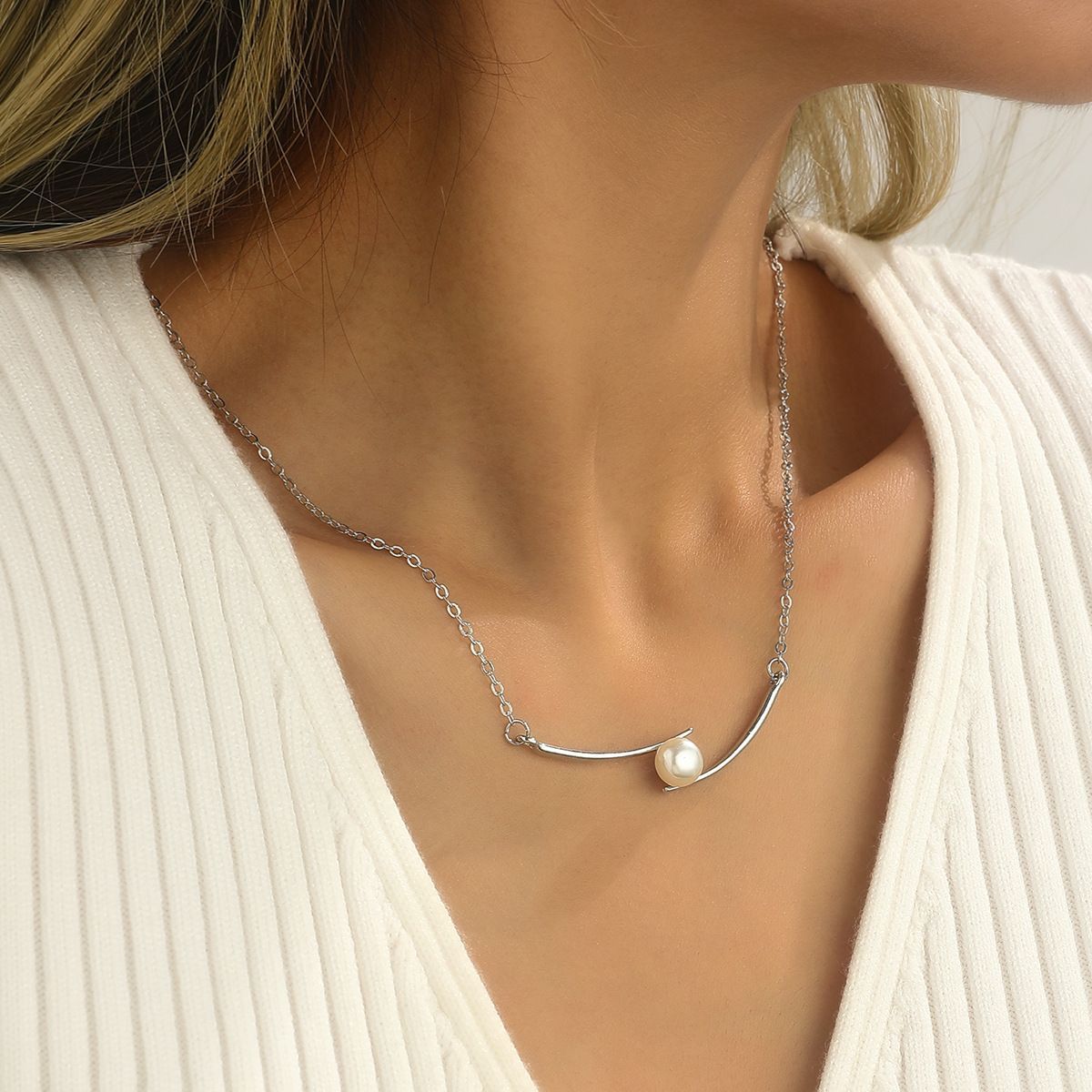 Women's Style Niche Pearl Heart Sweet Cool Hot Fashion Necklaces