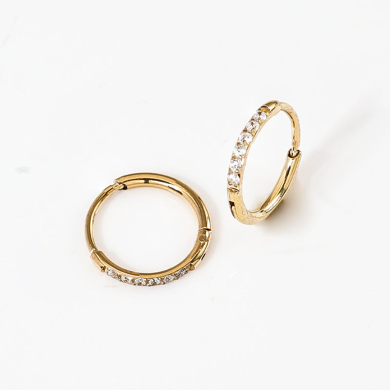 High Quality Carved Stainless Steel Studded With Zircon Titanium Earrings