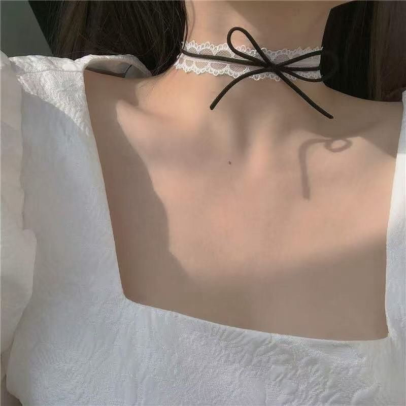 Camellia Female Lolita Dark Clavicle Chain Necklaces