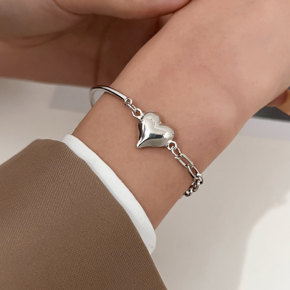 Fashion Three-dimensional Love Pearl Korean College Heart Bracelets