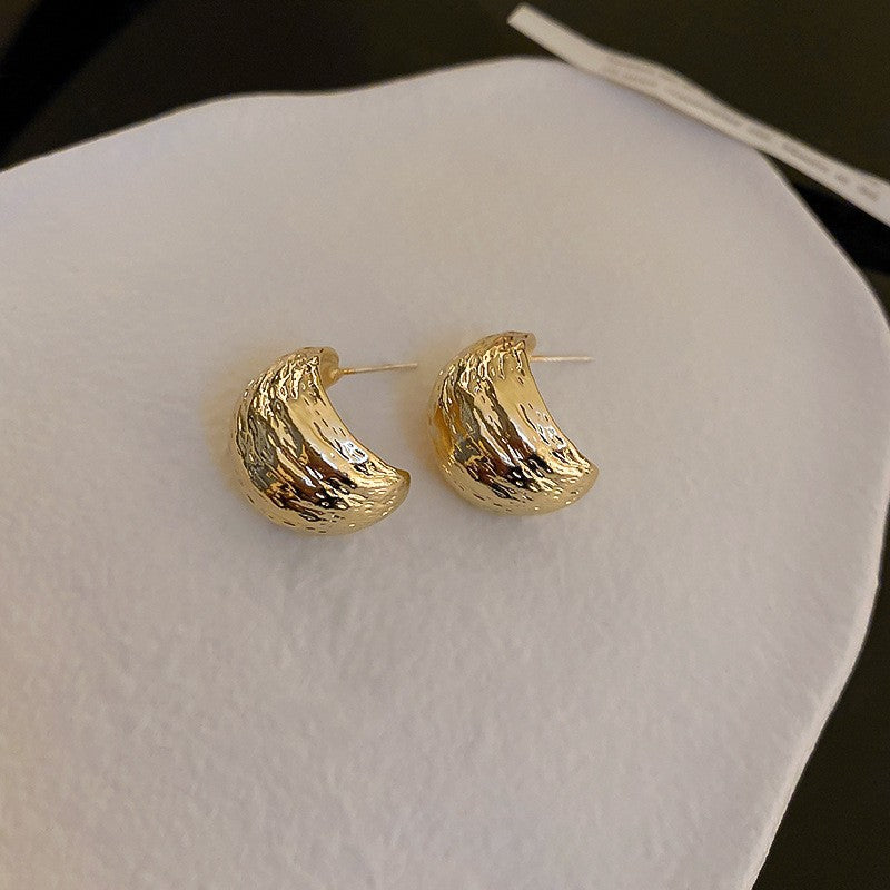 Women's Needle Metallic Pleated Round Geometric Bean-shaped Fashionable Fashion Stud Earrings