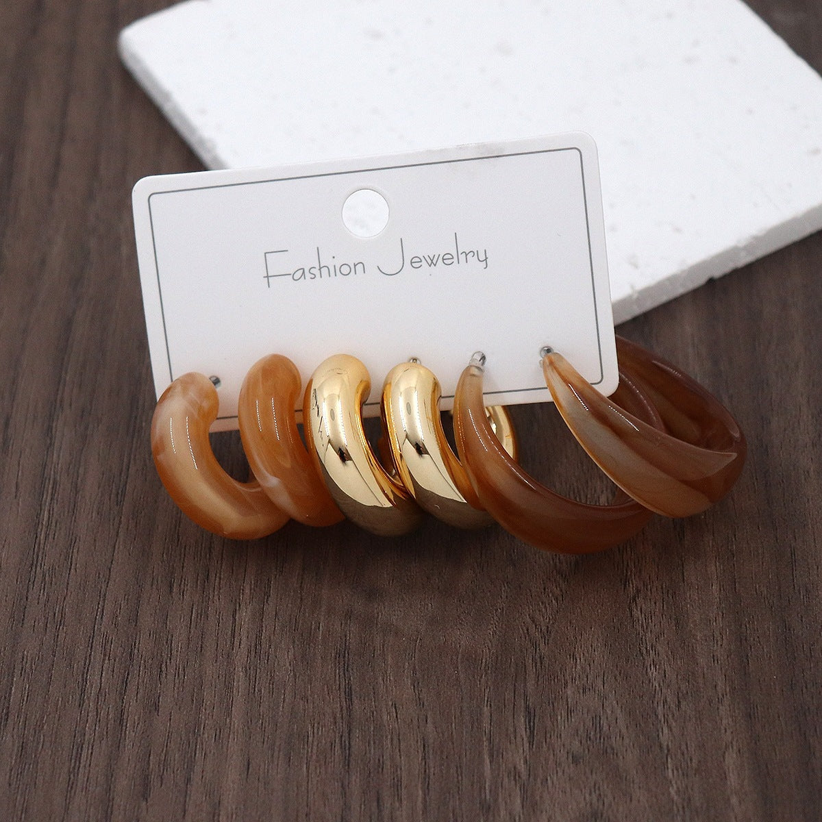 Women's Fresh Summer Versatile Acrylic Round Pairs Plastic Earrings