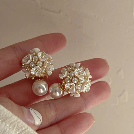 Women's Style Vintage Pearl Geometric Exaggerated Fashion Ear Special Earrings