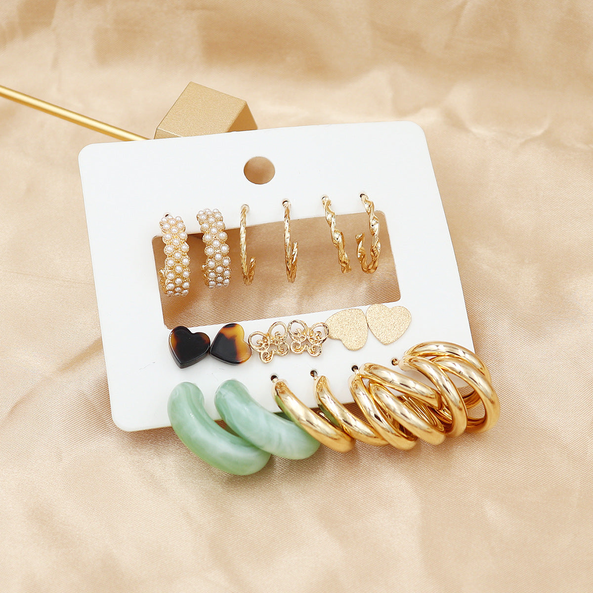 Women's Fresh Summer Versatile Acrylic Round Pairs Plastic Earrings
