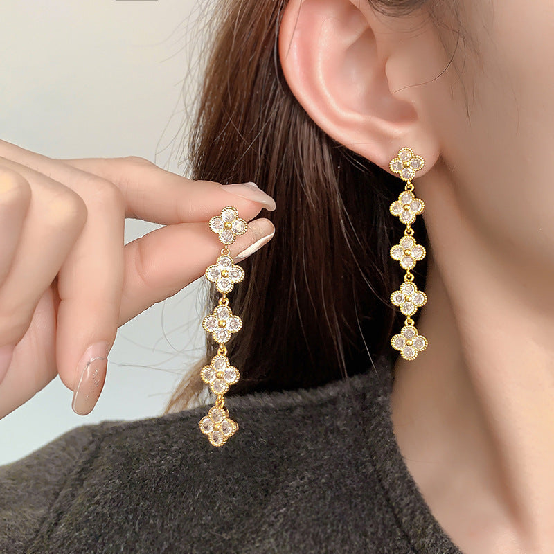 Clover Chain Affordable Luxury Fashion Commuter Earrings