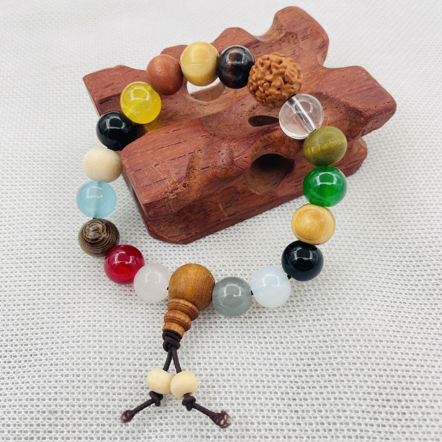 Women's & Men's Ethnic Style Wooden Beaded Six Words Mantra Bracelets