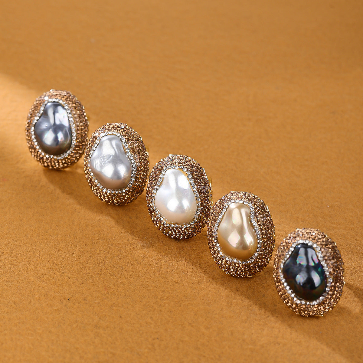 Women's Shell Pearls Clay Wide Open Adjustable Ring