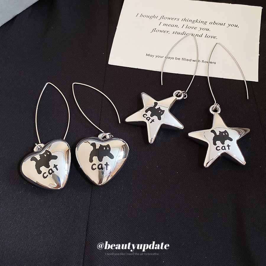 Heart-shaped Sweet Cool Printed Ear Hook High-grade Unique Beautiful Niche Earrings