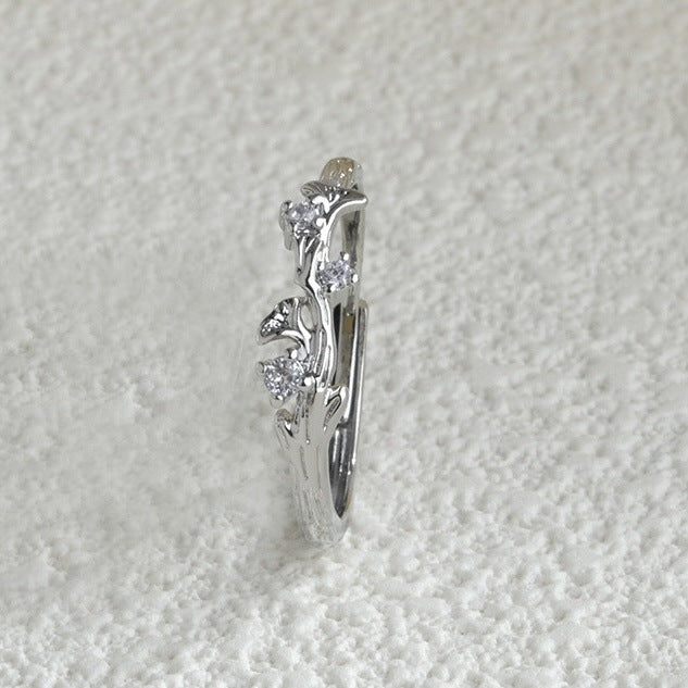 Of Minority Simple Valentine's Day Gift Fashion Creative Ginkgo Ring