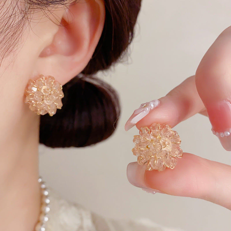 Women's Exquisite Fashion Super Fairy Flowers Crystal Temperament Entry Lux Minimalist Earrings