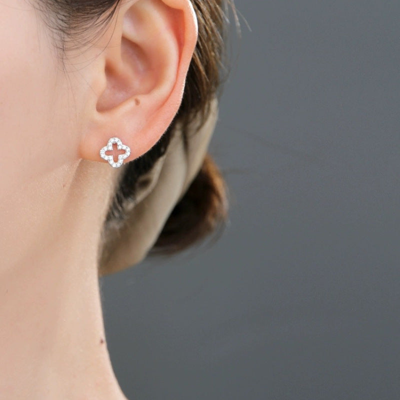 Women's Four Leaf Clover Ear Special Interest Stud Earrings