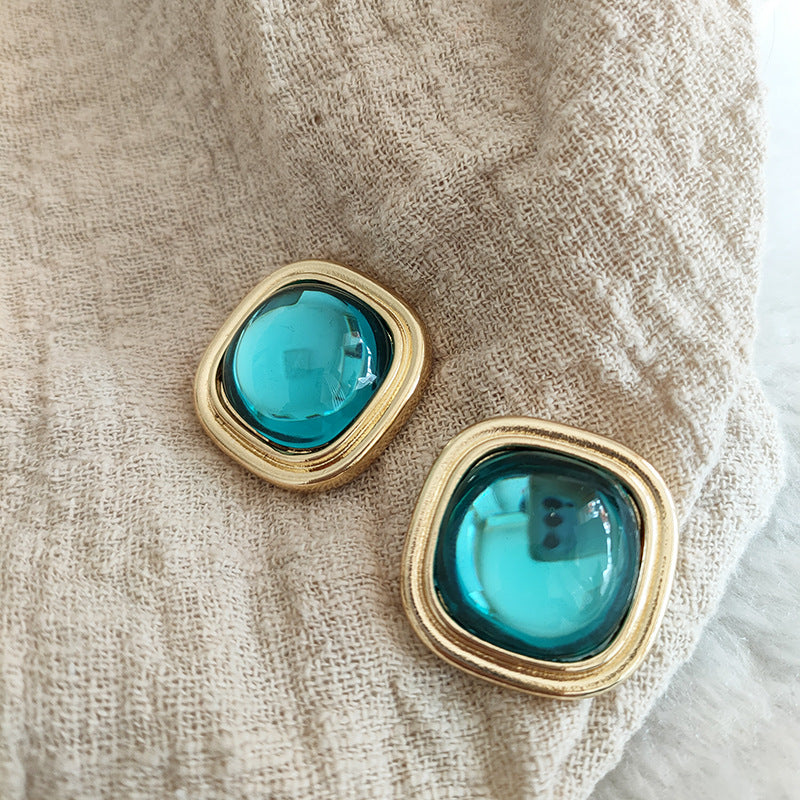 Women's Classic Style Medieval Geometric Amber Light Green Ear Clip Earrings