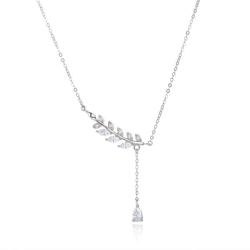 Women's Panicle Safety Light Luxury Minority Design Fashion Simple Temperamental Tassels Necklace