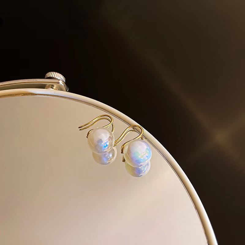 Small High Sense Simple Light Luxury Ear Hook