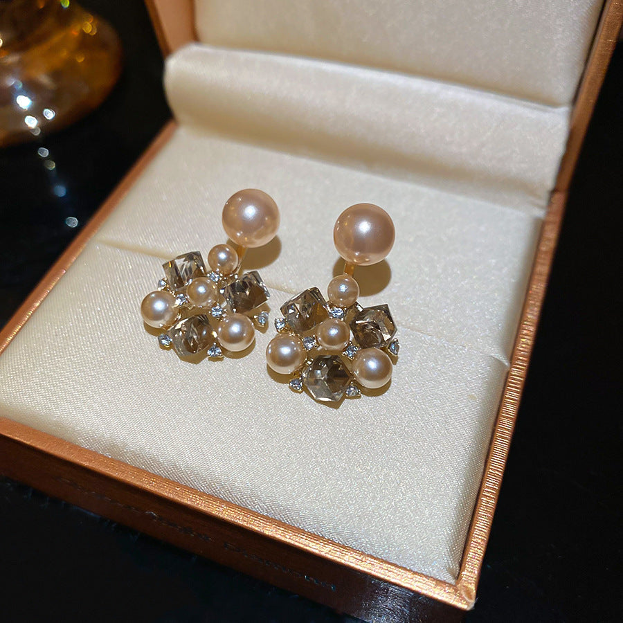 French Flash Zircon Flower Pearl Light Luxury Earrings