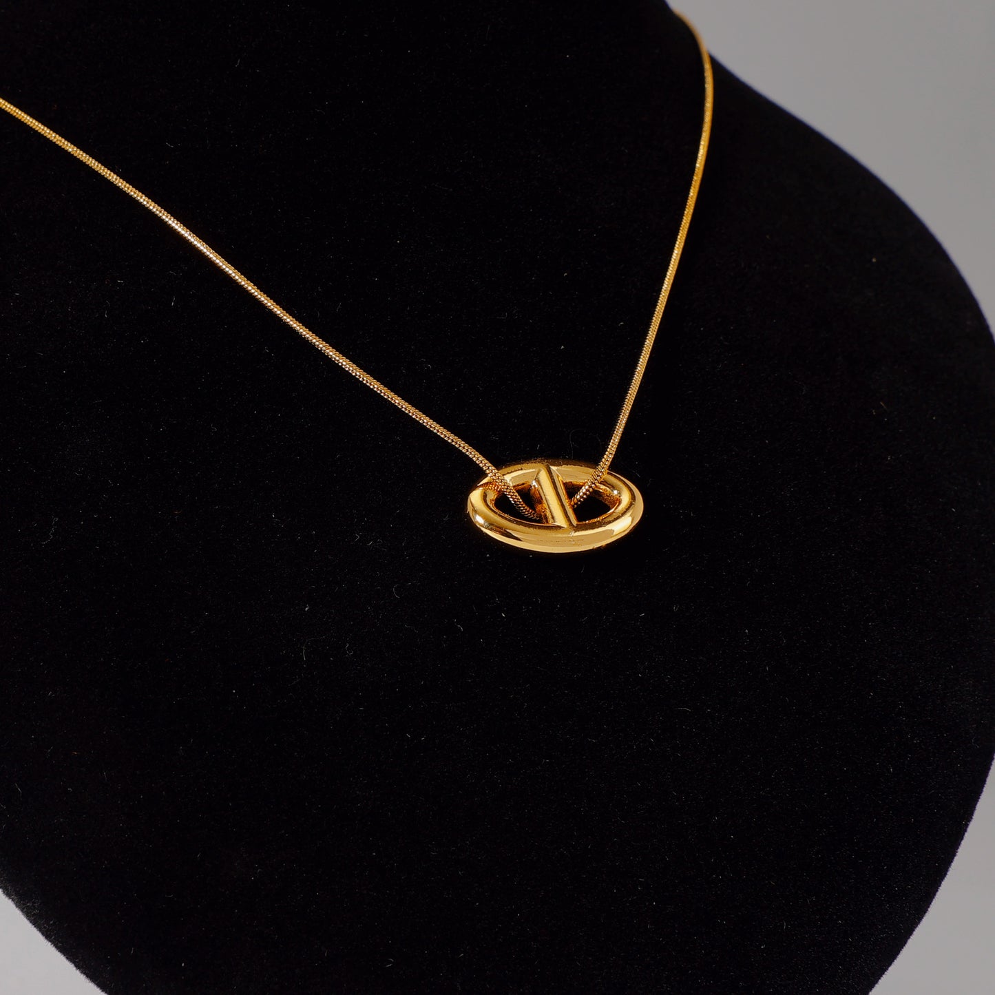 Titanium Steel Stainless Fashion Simple Light Luxury Gold Pendants